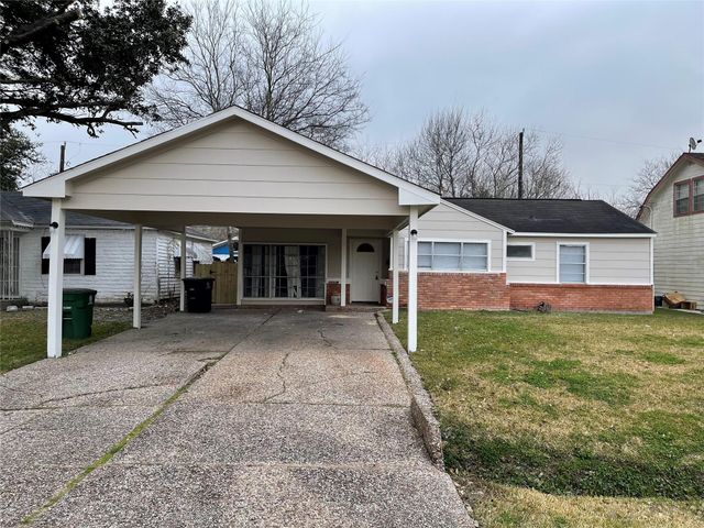 10205 Sierra Dr — Blueridge Sec 02