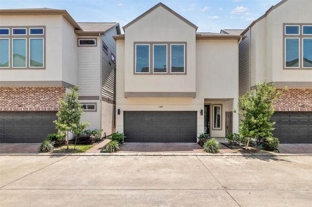 144 Knightsbridge Park Ln — Park/Yale