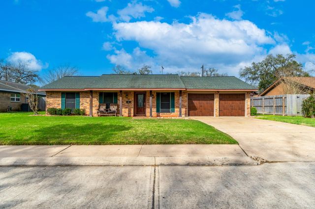 542 Sycamore, Lake Jackson, TX, 77566