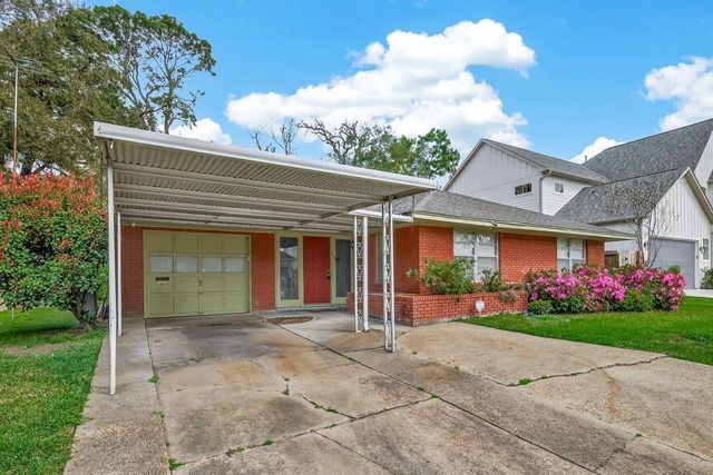 5218 Lido Ln — Oak Forest