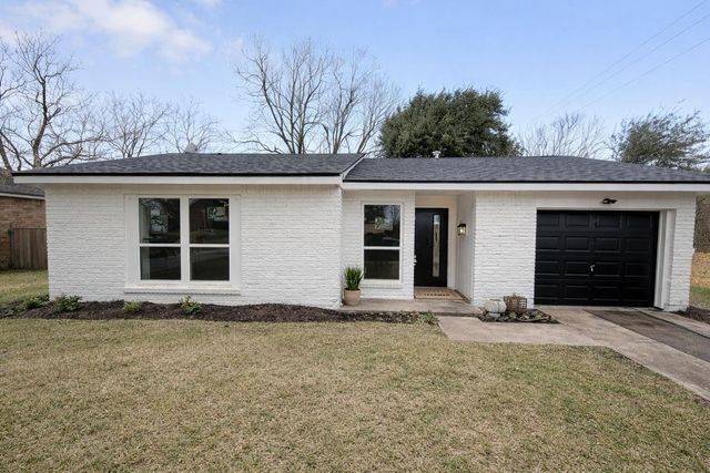 15302 Corsair Rd — Mayfair Park