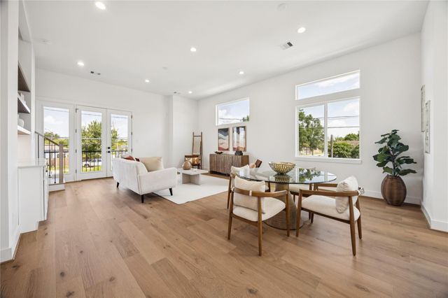 2812 Mills St — JENSEN HAMLET