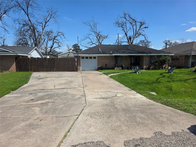 8106 Northline Dr — Durkee Manor Sec 02