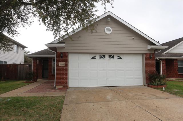 5914 Ridgebriar Ln — Greenpark