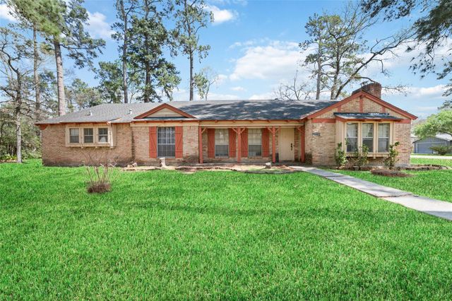 26902 Maplewood Dr, Oak Ridge North, TX 77386