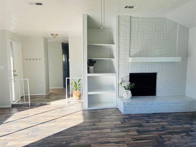 13114 Benford Dr — Beckford Place