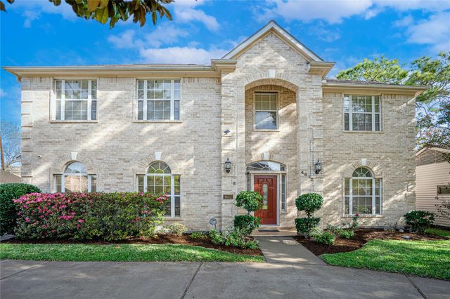  4612 Oakdale St, Bellaire, TX 77401
