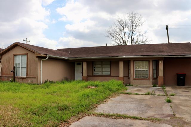 4734 Otterbury Dr — Eastex Fwy Forest Sec 01