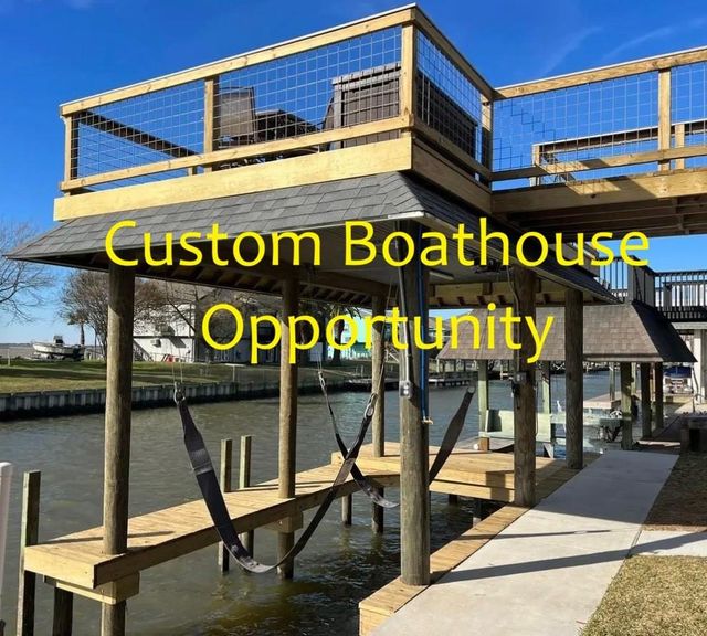658 Warsaw, Bayou Vista, TX, 77563