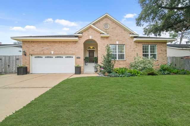 5821 Ariel St — Braeburn Terrace