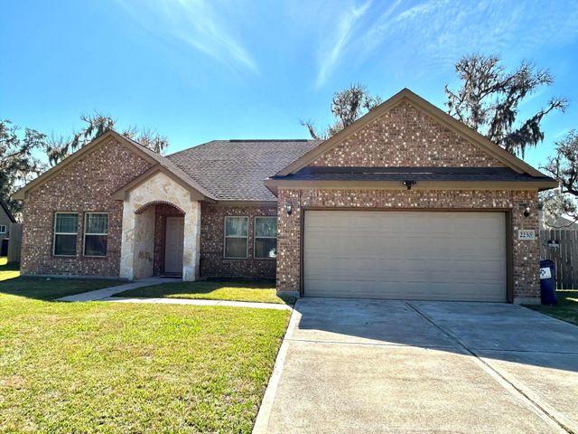 2230 Shalmar, West Columbia, TX 77486
