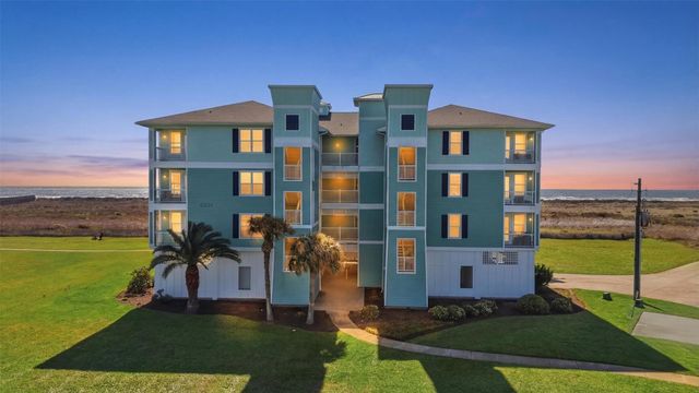  4221 Grassy Pointe Dr #202, Galveston, TX 77554