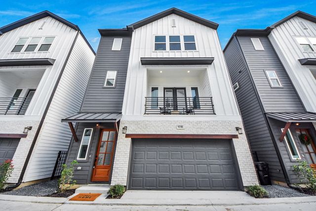 927 Fisher St A — Fisher Court