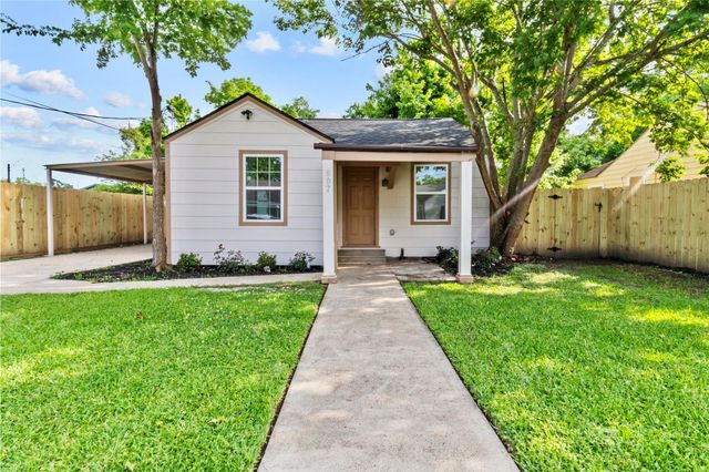 807 Aron, Baytown, TX, 77520