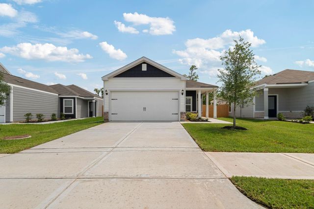 8210 Vanilla Orchid Dr — Wayside Village