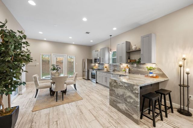 317 E 35th St A — Independence Heights