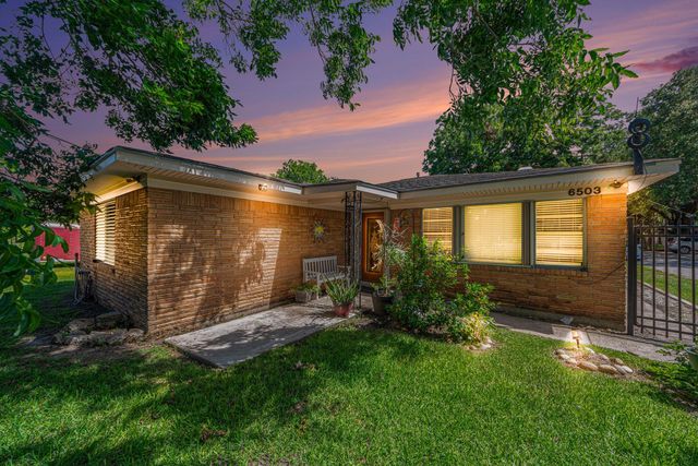 6503 Sharon, Hitchcock, TX, 77563