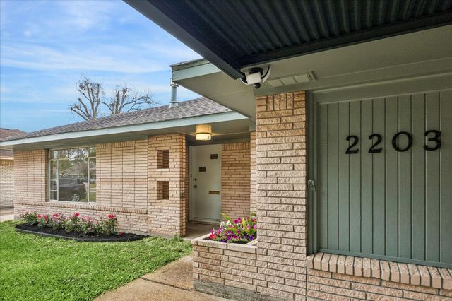 2203 Bron Holly, Houston, TX, 77018