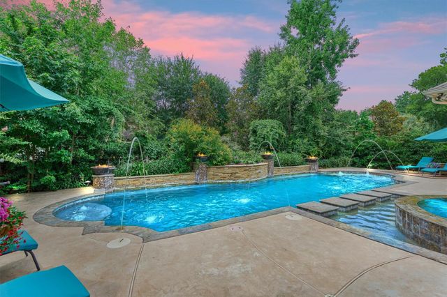  107 Sunridge Ct, Montgomery, TX 77316