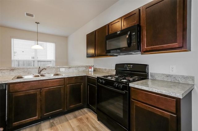 17010 Andrew Nook, Richmond, TX 77407