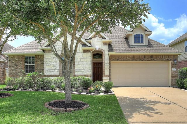2203 Summit Pass, League City, TX, 77573