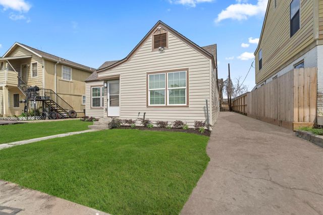  2817 Winbern St, Houston, TX 77004