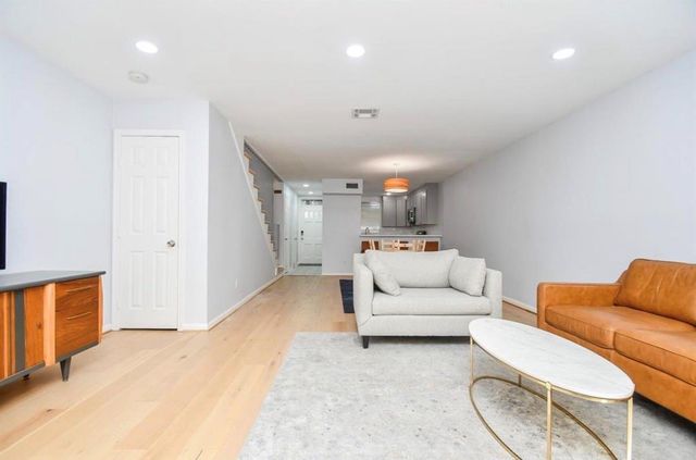 615 Kipling, Houston, TX, 77006