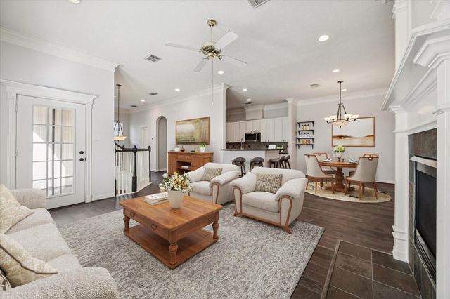 5208 Blossom, Houston, TX, 77007