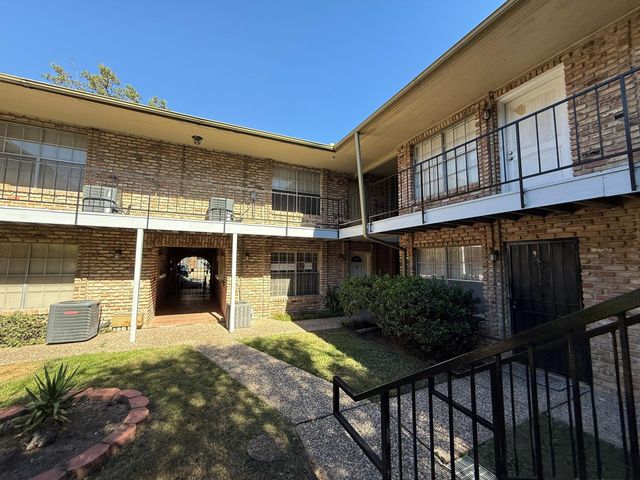 6401 Skyline, Houston, TX, 77057