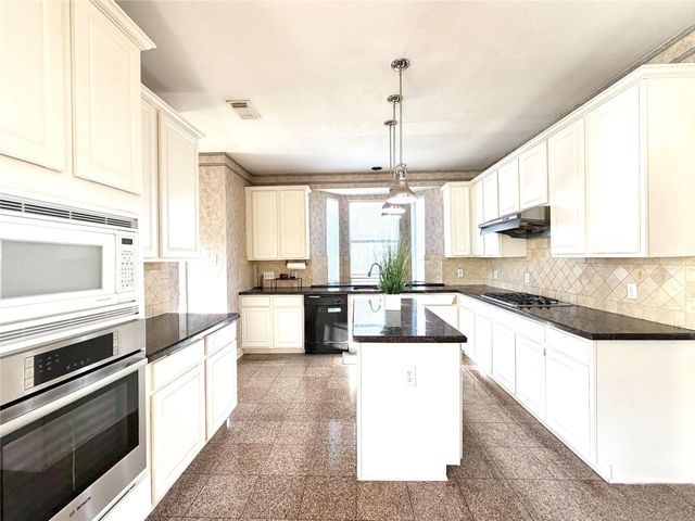 1916 Lake Winds, Missouri City, TX, 77459
