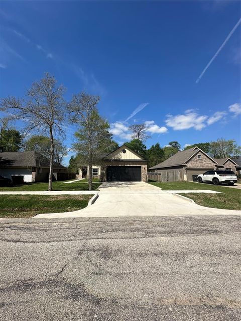  22525 E Shorewood  Loop Loop E, Huffman, TX 77336