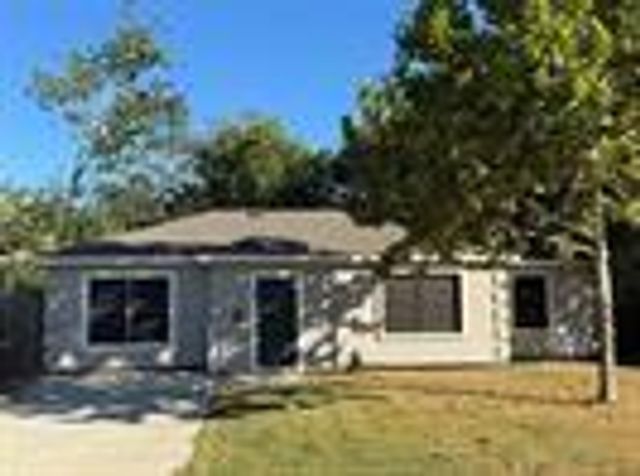 903 Roper, Houston, TX, 77034