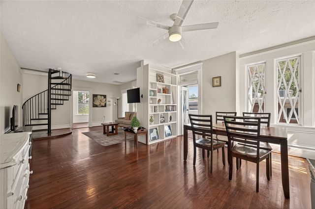  324 W Alabama St, Houston, TX 77006