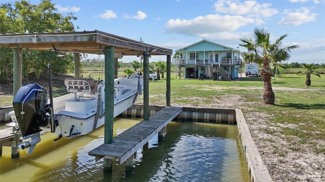 540 Bayou, Anahuac, TX, 77514