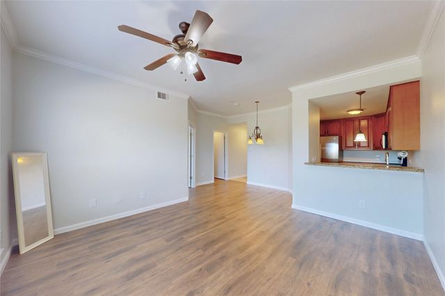  793 Davis Rd #111, League City, TX 77573
