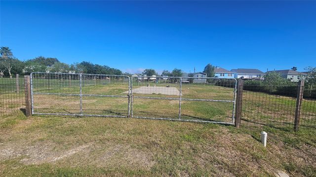 303 15th, Dickinson, TX, 77539