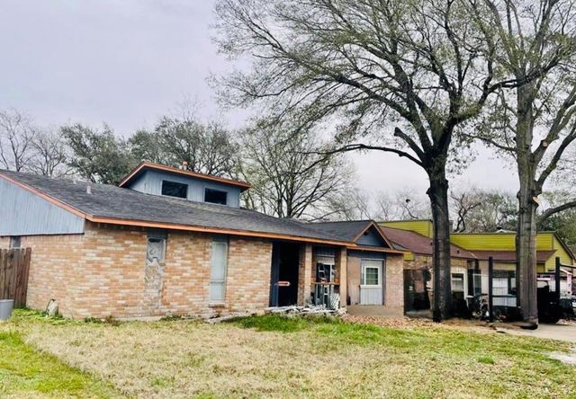  13114 Maxim Dr, Houston, TX 77065