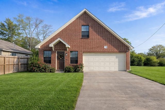 909 39th, Houston, TX, 77022