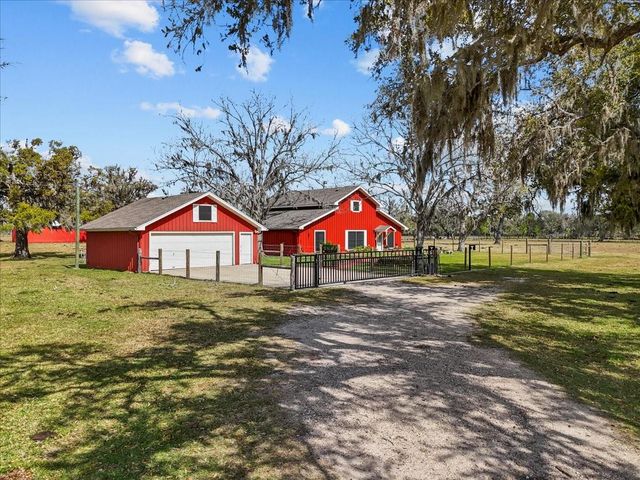 8960 County Road 505, Brazoria, TX, 77422