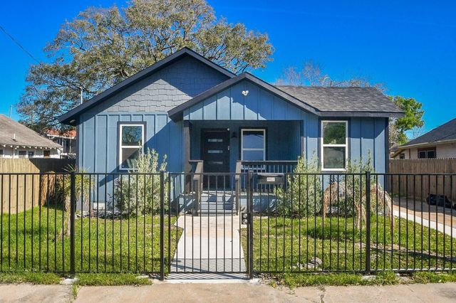  4407 Oats St, Houston, TX 77020