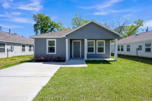 811 Jefferson, Cleveland, TX, 77327