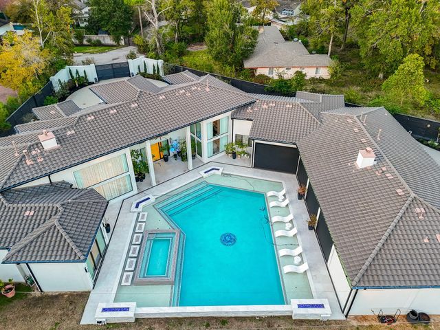 32 Shady, Houston, TX, 77063