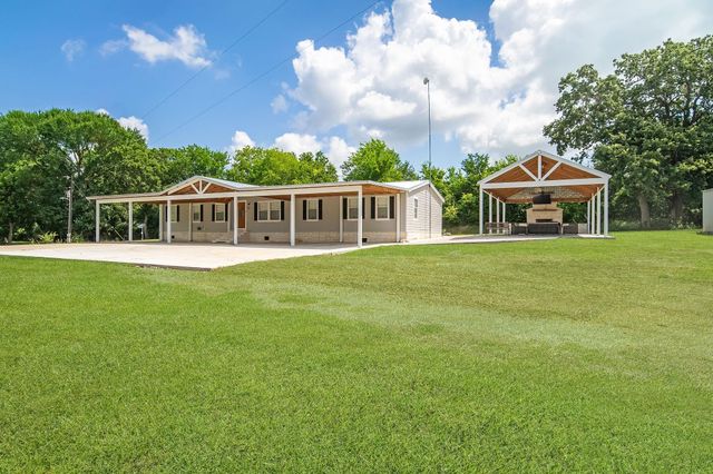 555 Wilder Crest, Brenham, TX, 77833