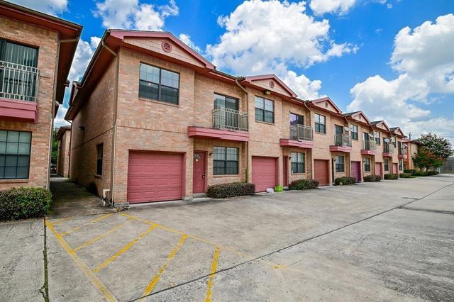 9400 Bellaire, Houston, TX, 77036