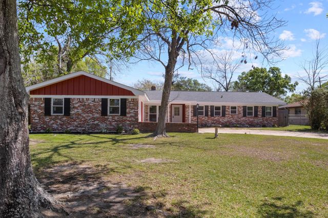 129 Briggs, Beaumont, TX, 77707