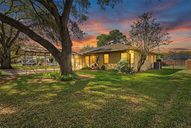 2501 Marguerite, Bay City, TX, 77414