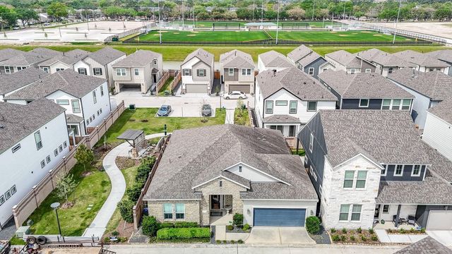  3203 Millwork St, Houston, TX 77080