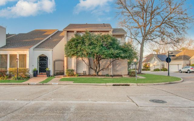 9582 Doliver, Houston, TX, 77063
