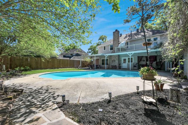18010 Bambriar, Houston, TX, 77090