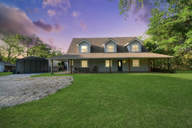 20202 Deer Run, Damon, TX, 77430
